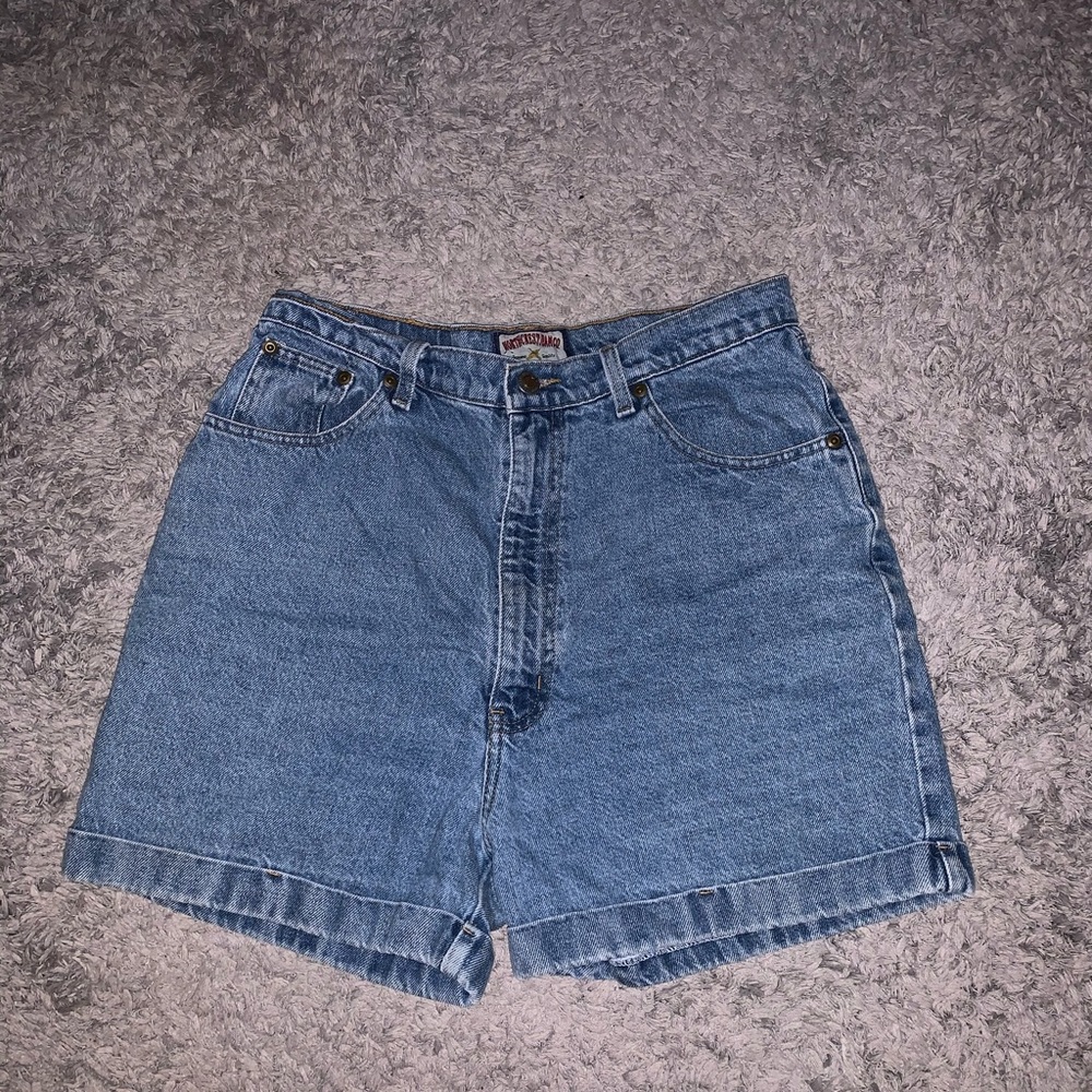 Northcrest Mom Jean shorts